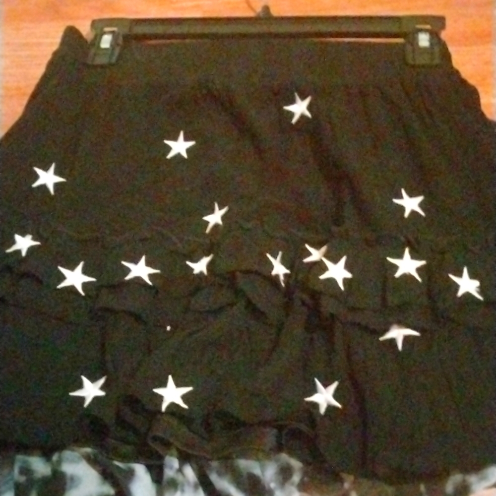 A skirt pair if separate $10